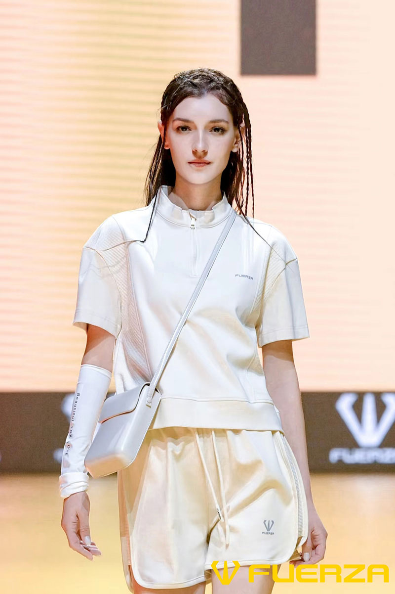 fashion show image