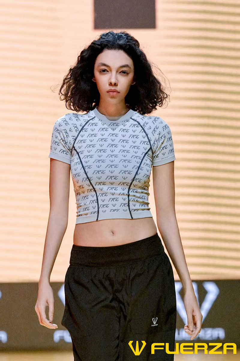 fashion show image