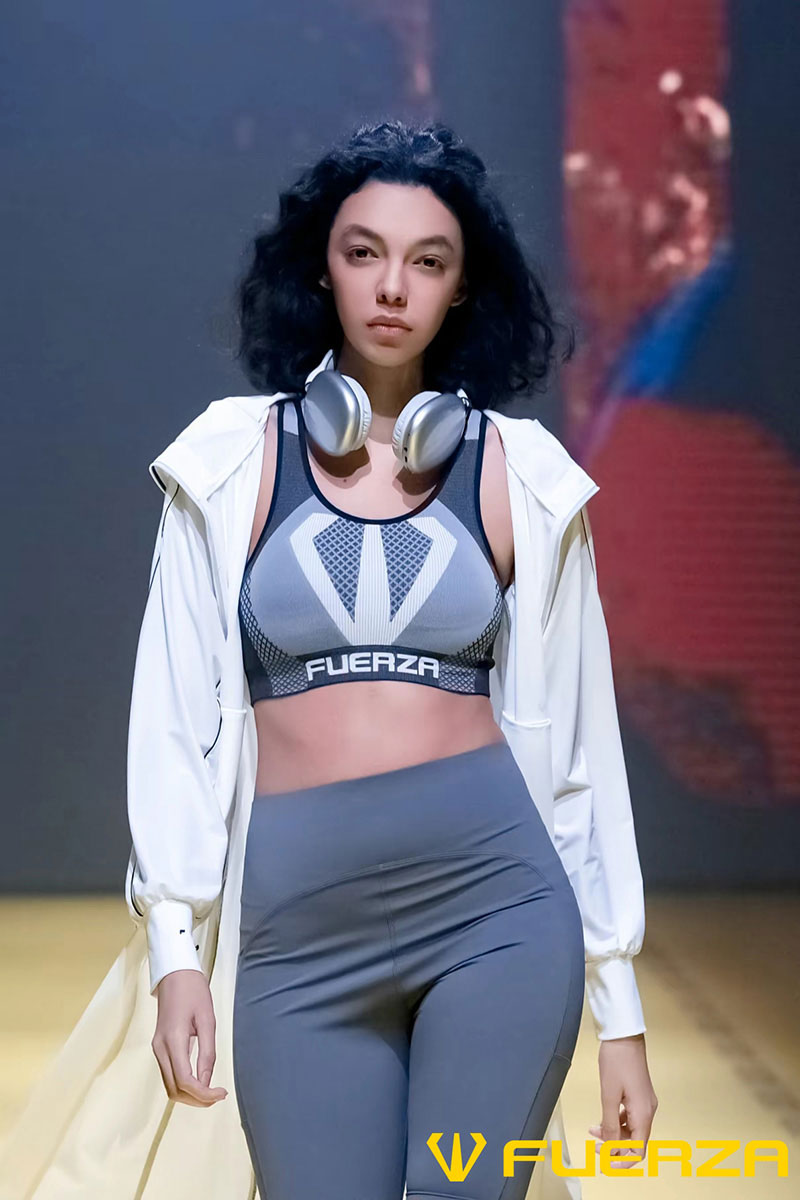 fashion show image